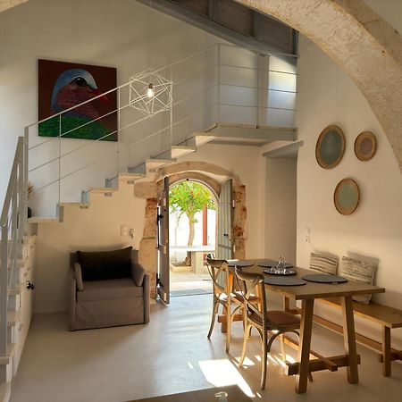Tholos Cottage Sternai Luaran gambar