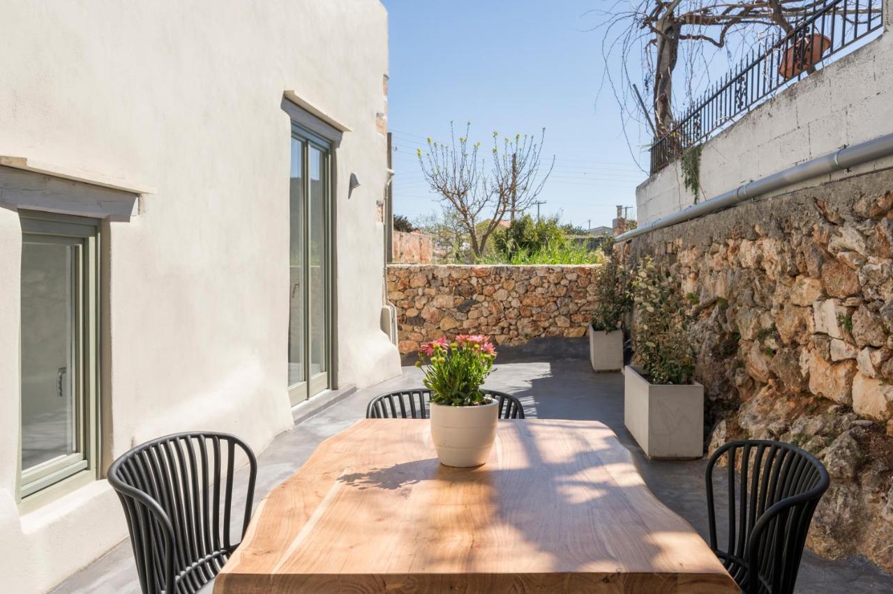 Tholos Cottage Sternai Luaran gambar