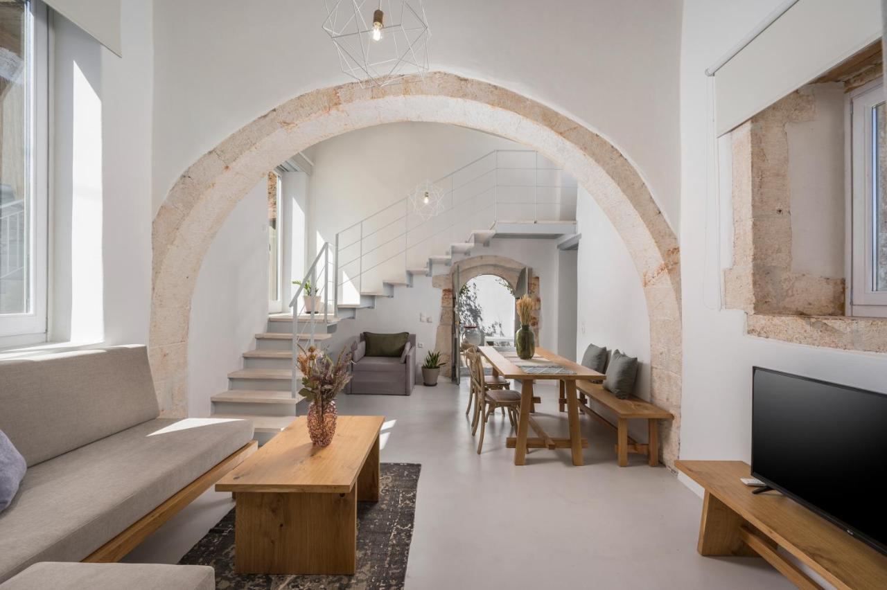 Tholos Cottage Sternai Luaran gambar