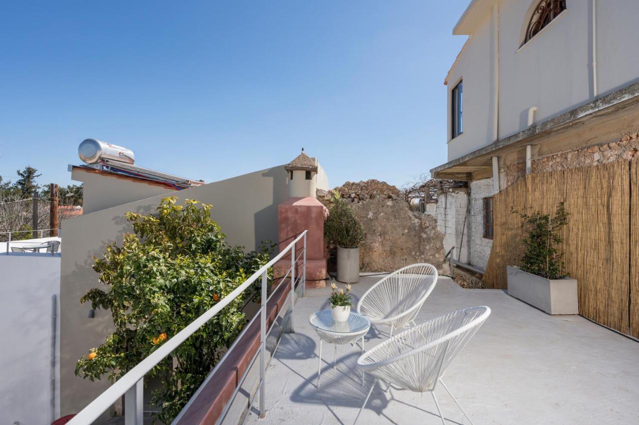Tholos Cottage Sternai Luaran gambar