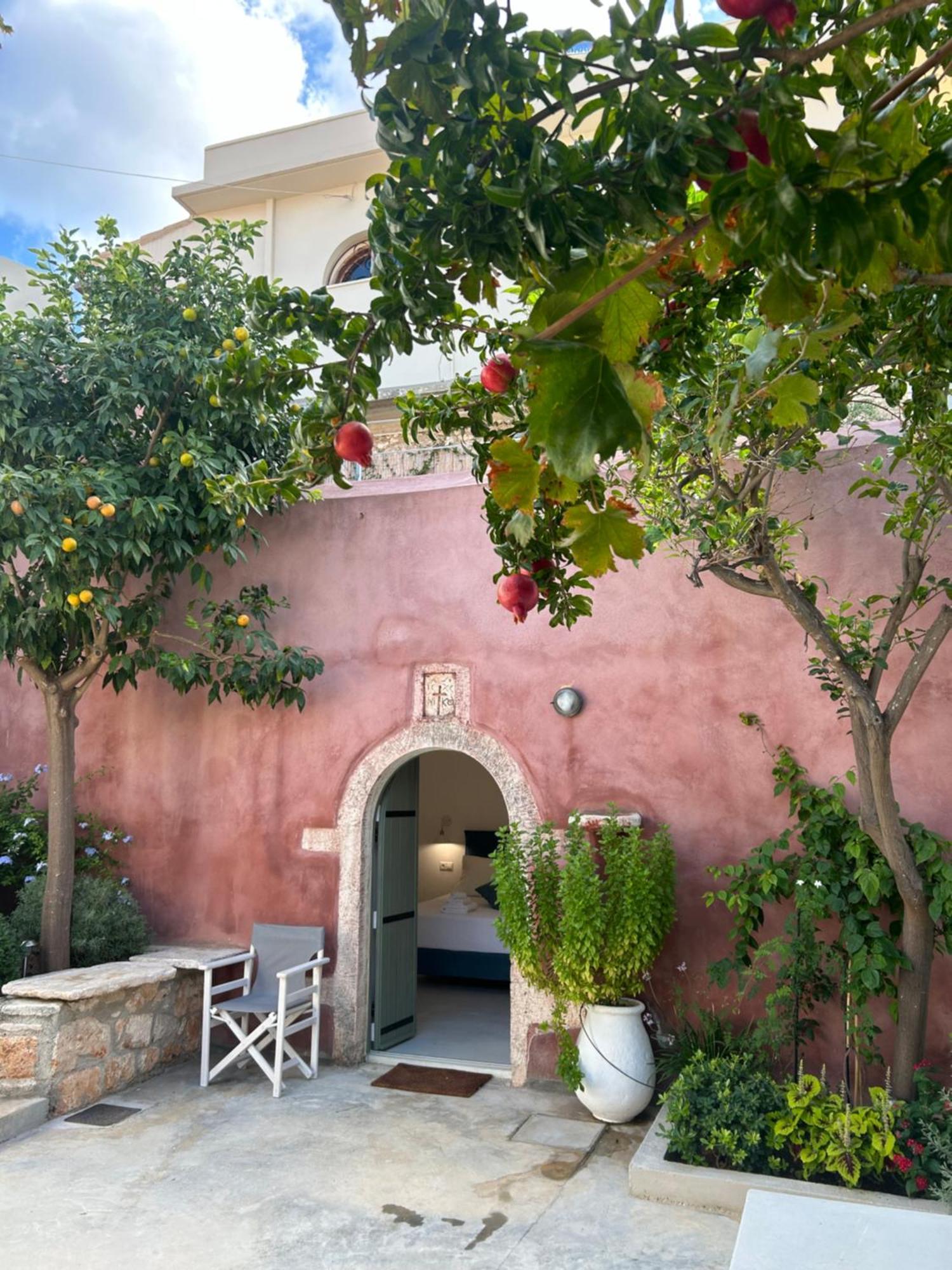 Tholos Cottage Sternai Luaran gambar